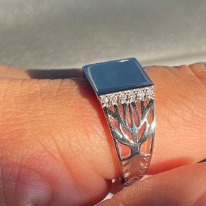 Plain square engravable with cz’s